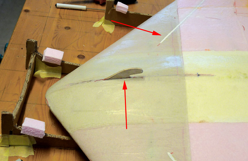 Bau-Bild Horten-9 Puscher - Wurfkeule und Carbonrohre