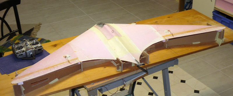 Bau-Bild Horten-9 Puscher - fertig zum Erstflug