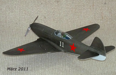 kleine Selbstbau Jak-9U