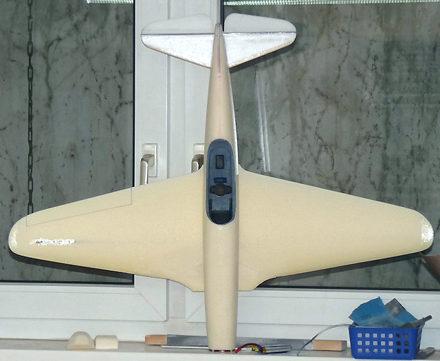 Jak-9U scale 1/12