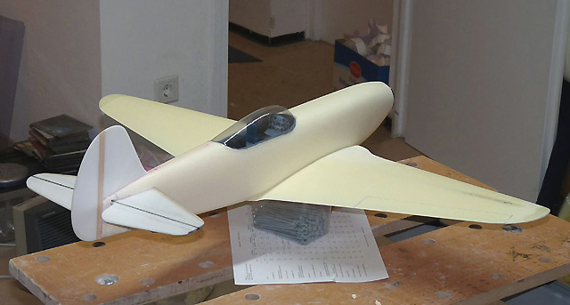 Jak-9U scale 1/12