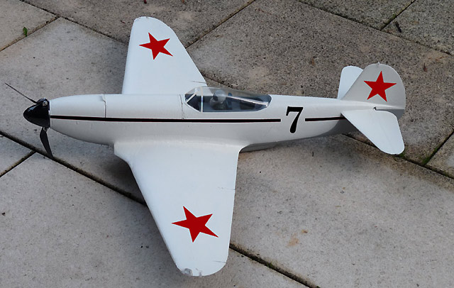 Jak-9U scale 1/12