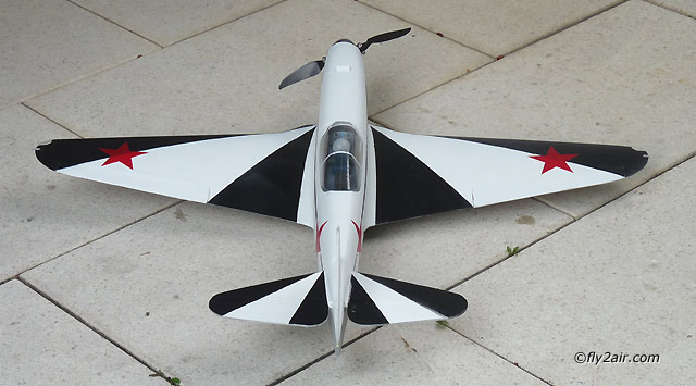 Jak-9U 1/12
