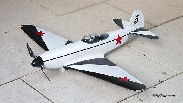 Jak-9U 1/12