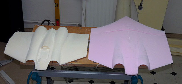 fly2air.com - Horten-9 V3 P2 mit Schubrohren