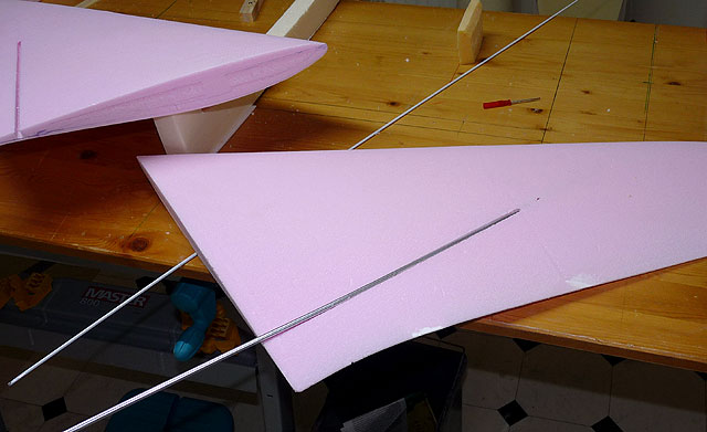 fly2air.com - Horten-9 V3 P2 mit Schubrohren