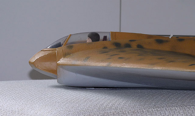 fly2air.com - Horten-9 V3 P2 mit Schubrohren